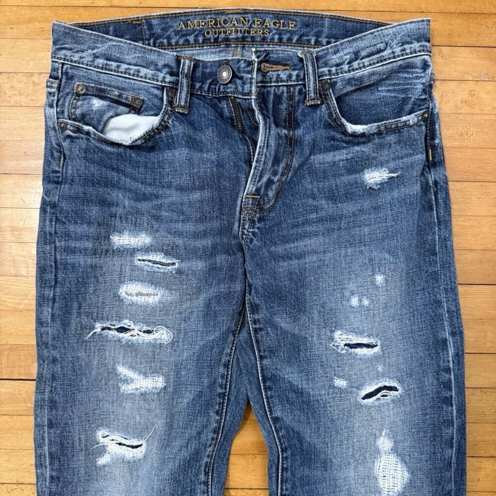 American Eagle Distressed Denim Blue Jeans Strait Leg